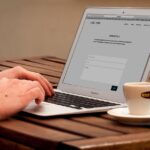 Errore nella domanda online che invalida la pratica, evidenziato in un'immagine informativa.